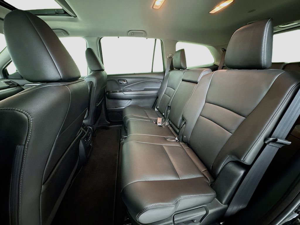 Used 2022 Honda Pilot Black Edition image 22