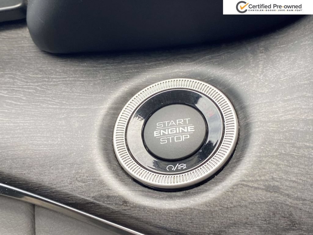 Used 2021 Jeep Grand Cherokee L Overland w/ Luxury Tech Group IV AWD/4WD image 61