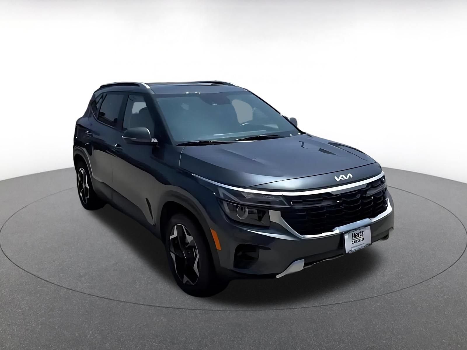 Used 2025 Kia Seltos S FWD image 3