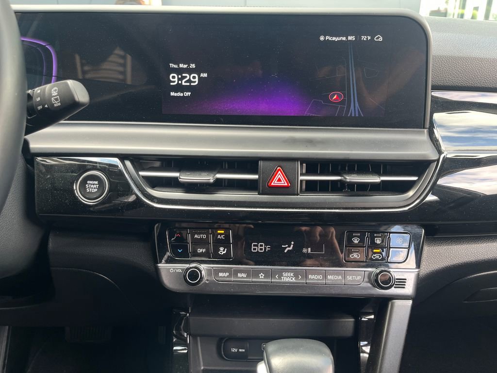 Used 2025 Kia Seltos S FWD image 19