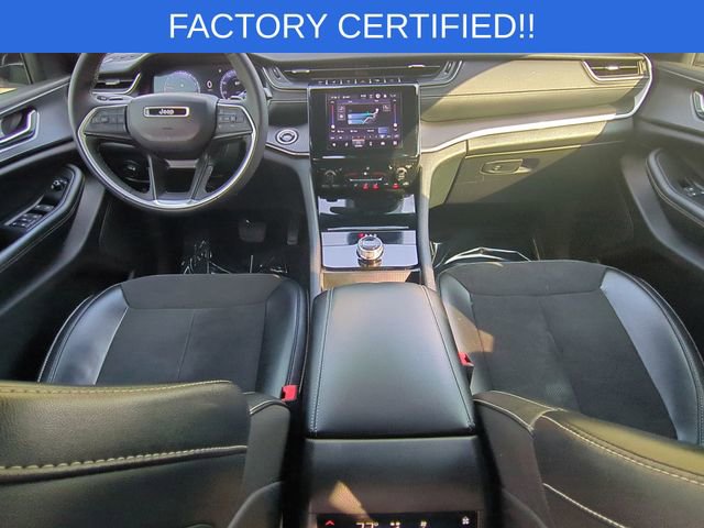 Certified 2024 Jeep Grand Cherokee L Laredo image 29