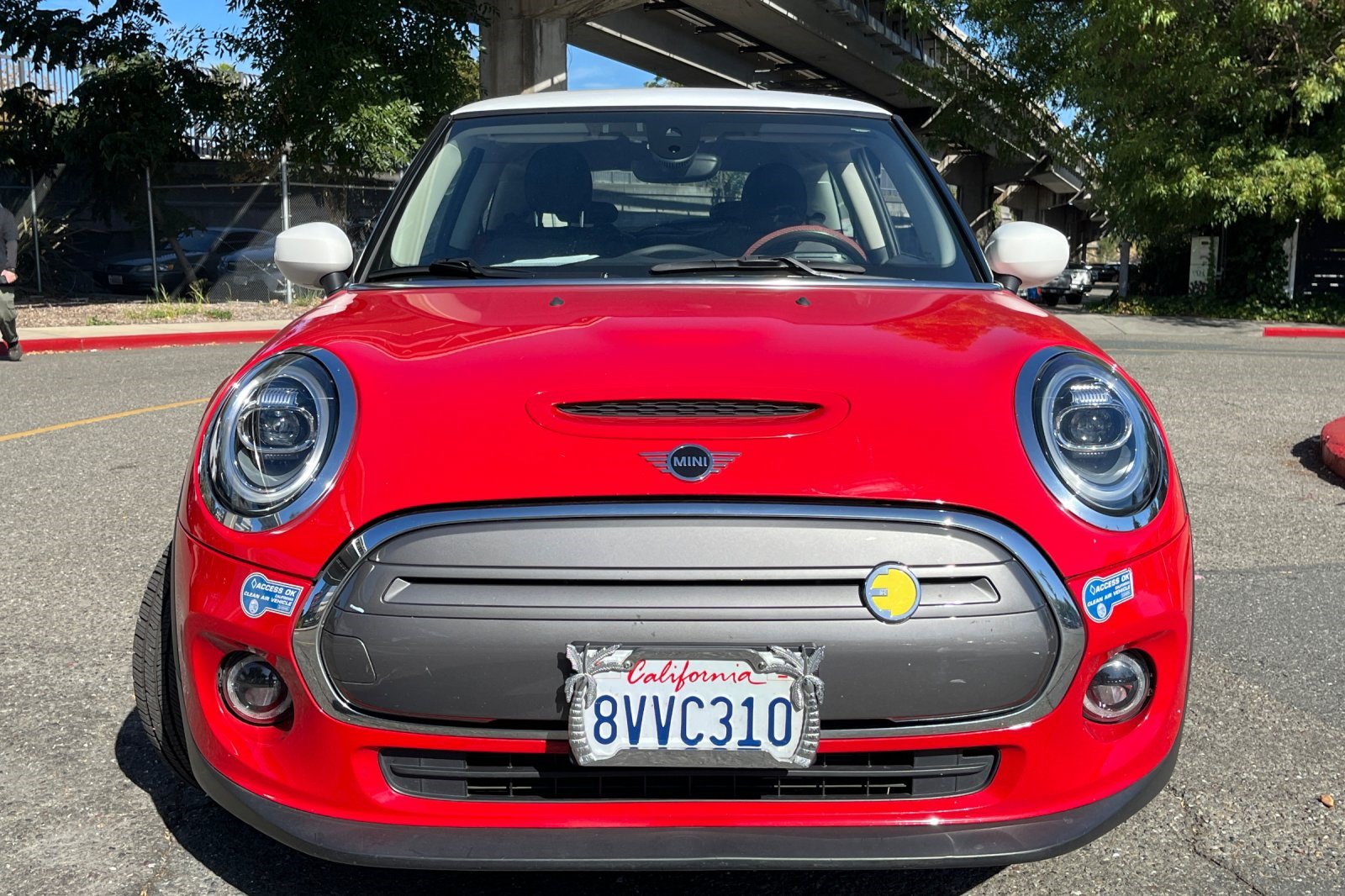Used 2021 MINI Cooper SE w/ 6.5" Touchscreen Package FWD image 4
