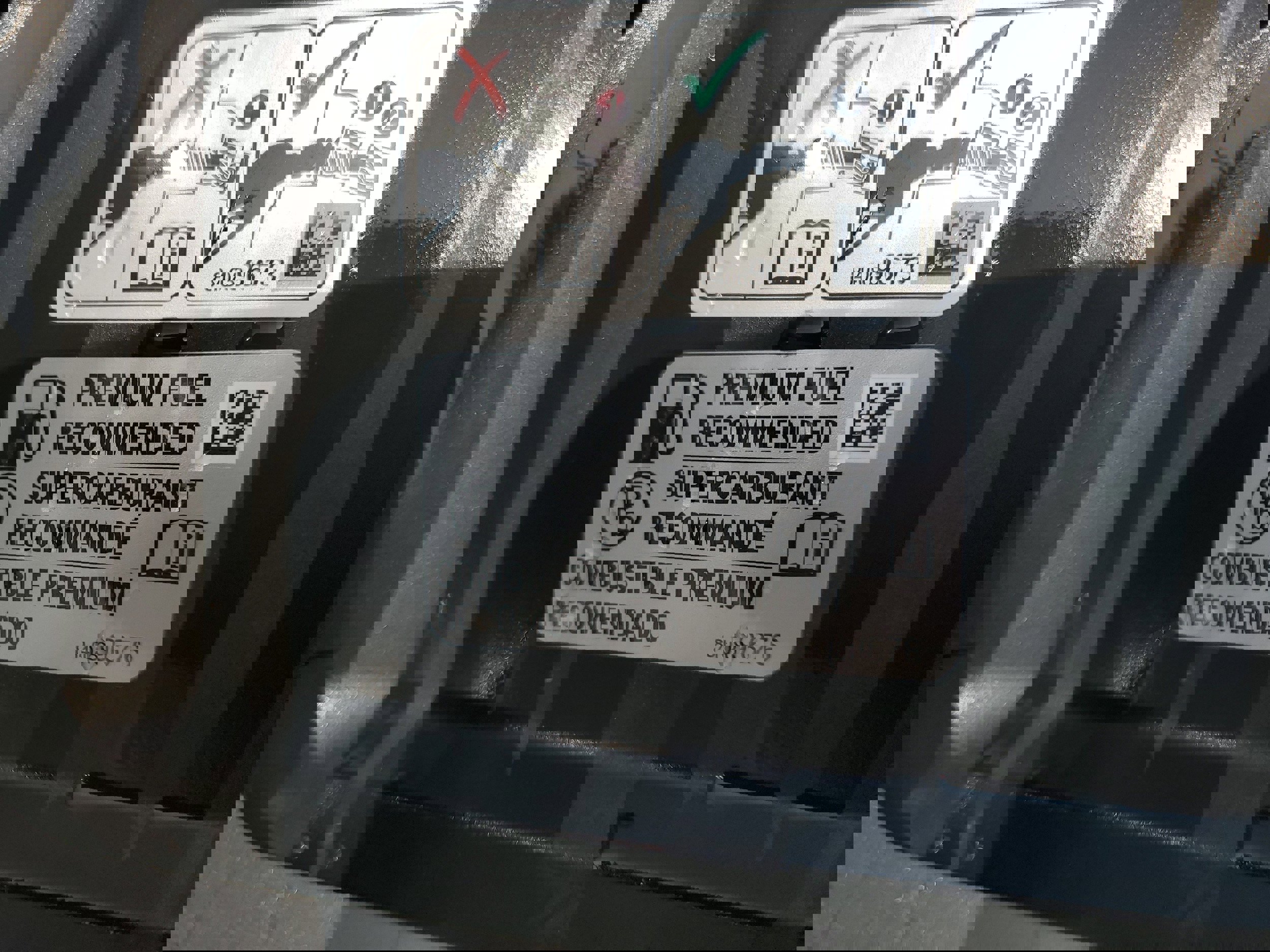 Used 2024 Cadillac XT4 Premium Luxury image 15