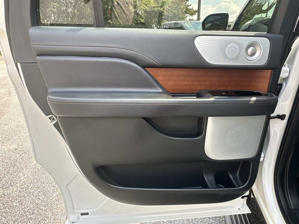 Certified 2024 Lincoln Navigator L Black Label image 23