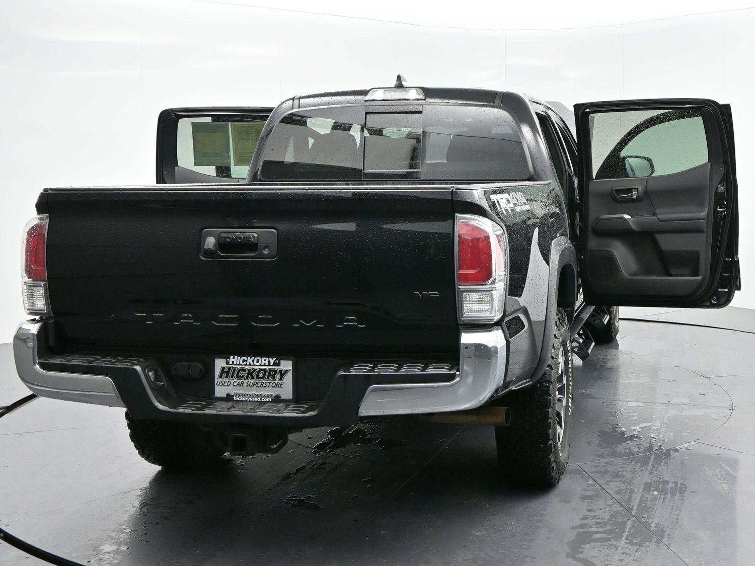 Used 2021 Toyota Tacoma TRD Off-Road image 45