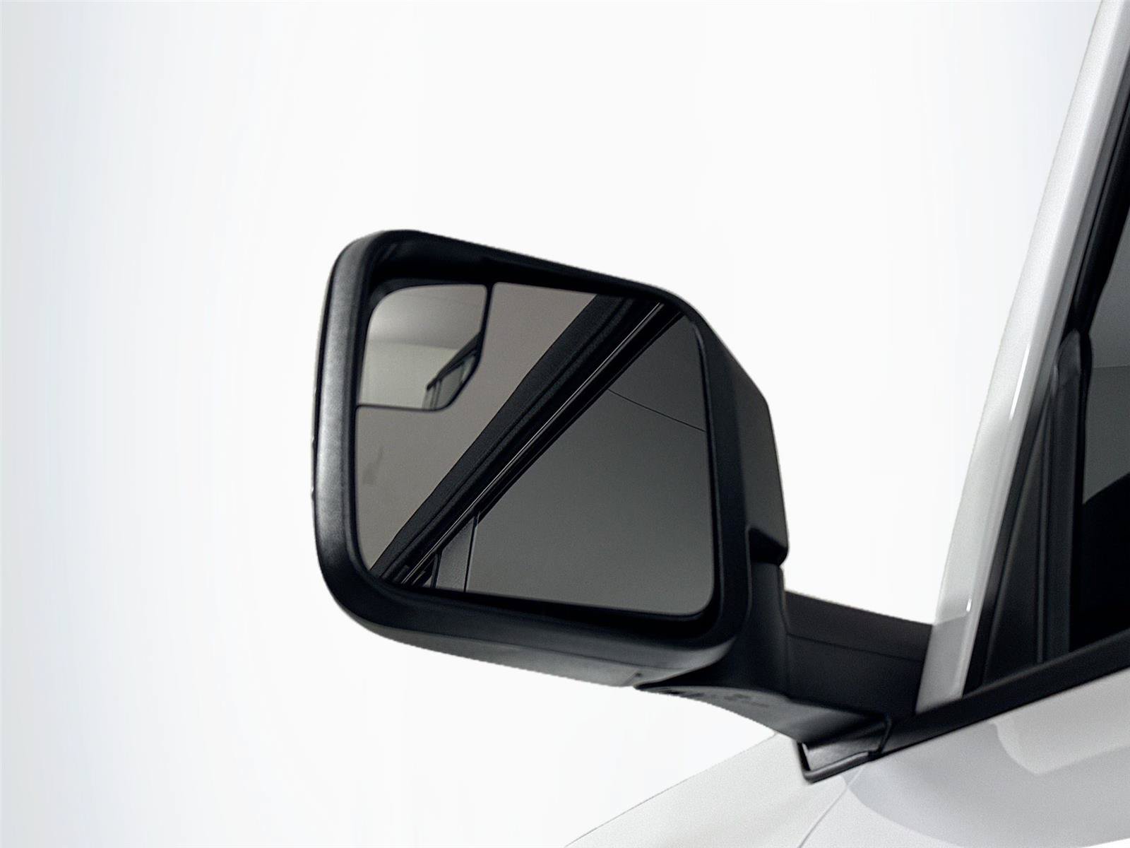 Used 2025 Ford Bronco 4-Door AWD/4WD image 5
