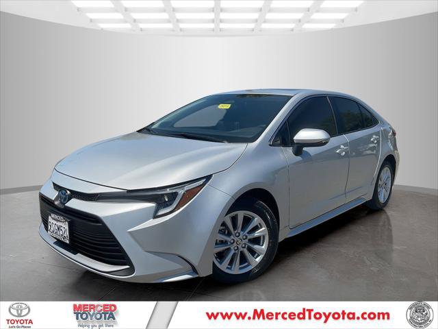 Certified 2025 Toyota Corolla XLE FWD image 1