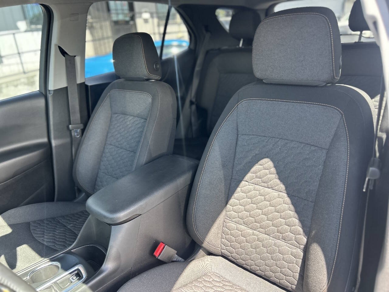 Used 2021 Chevrolet Equinox LT FWD image 15