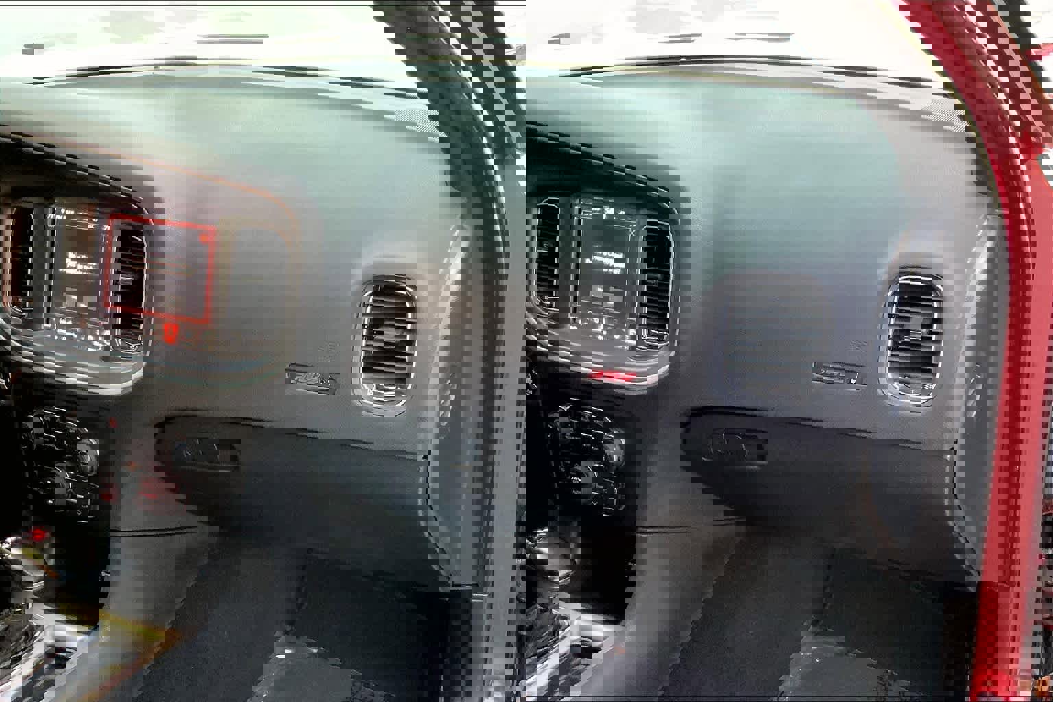 Used 2020 Dodge Charger Scat Pack image 17