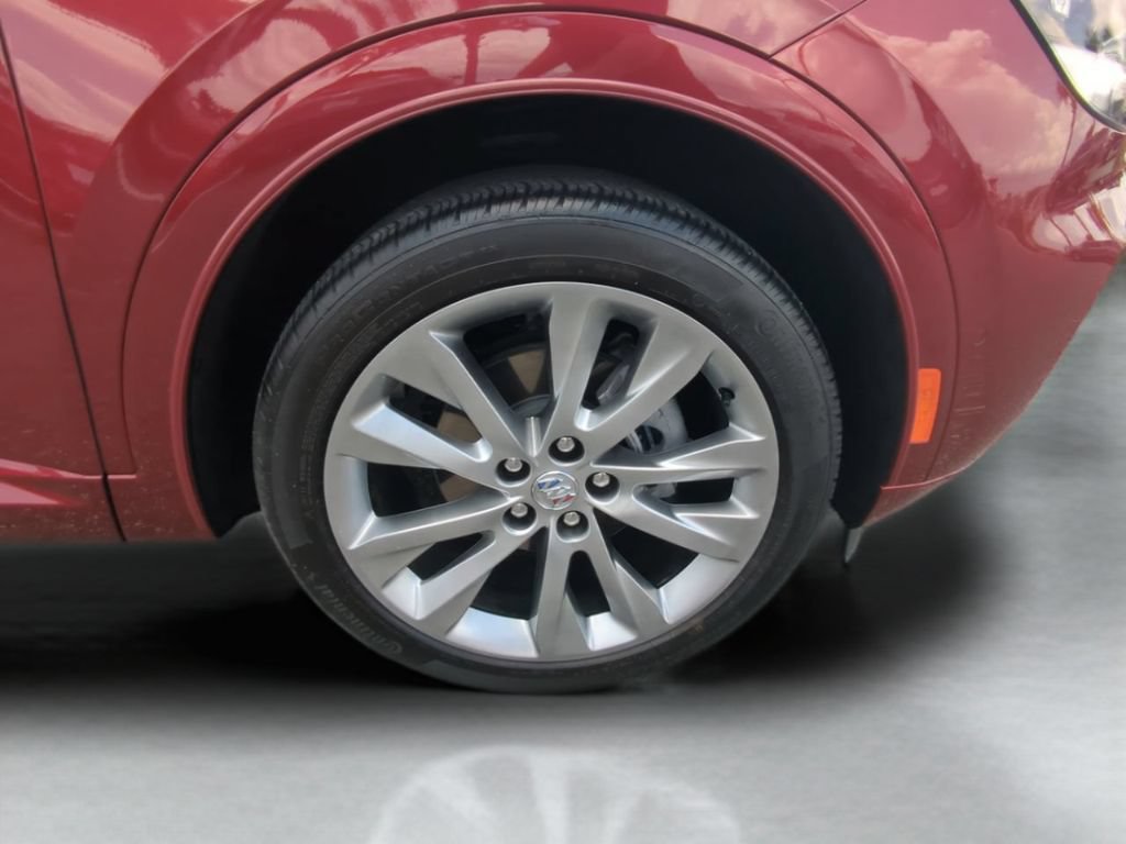 Used 2023 Buick Envision Avenir FWD image 28