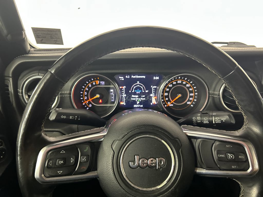 Used 2018 Jeep Wrangler Unlimited Sahara AWD/4WD image 13