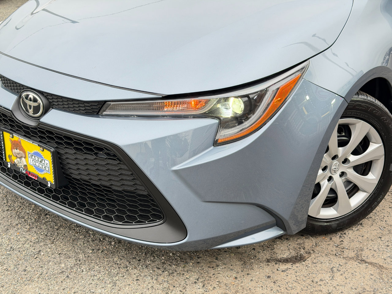 Used 2022 Toyota Corolla LE image 82