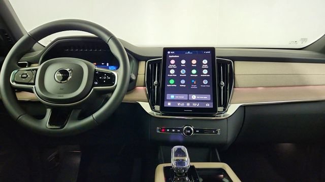 New 2026 Volvo XC90 T8 Plus w/ Protection Package AWD/4WD image 25