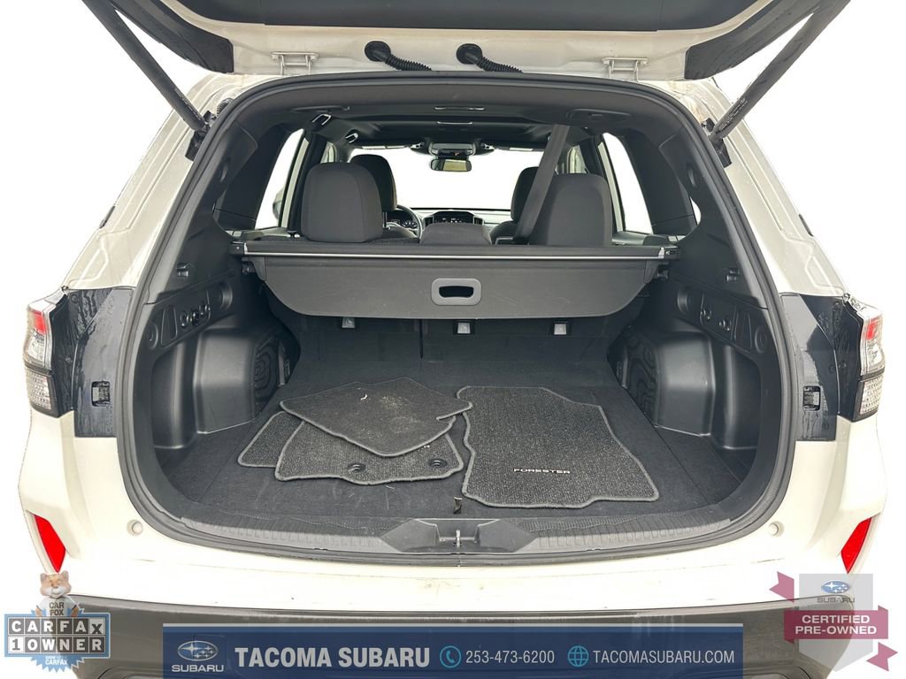 Used 2025 Subaru Forester Premium image 19