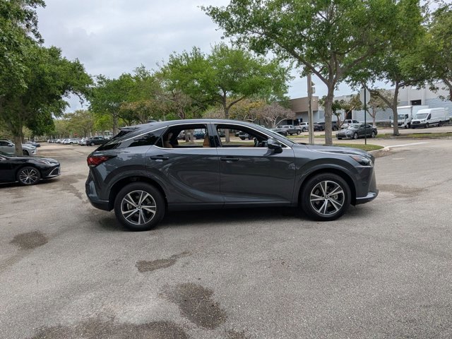 Used 2025 Lexus RX 350 FWD w/ Technology Package image 4