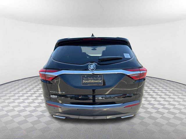 Used 2020 Buick Enclave Essence image 6