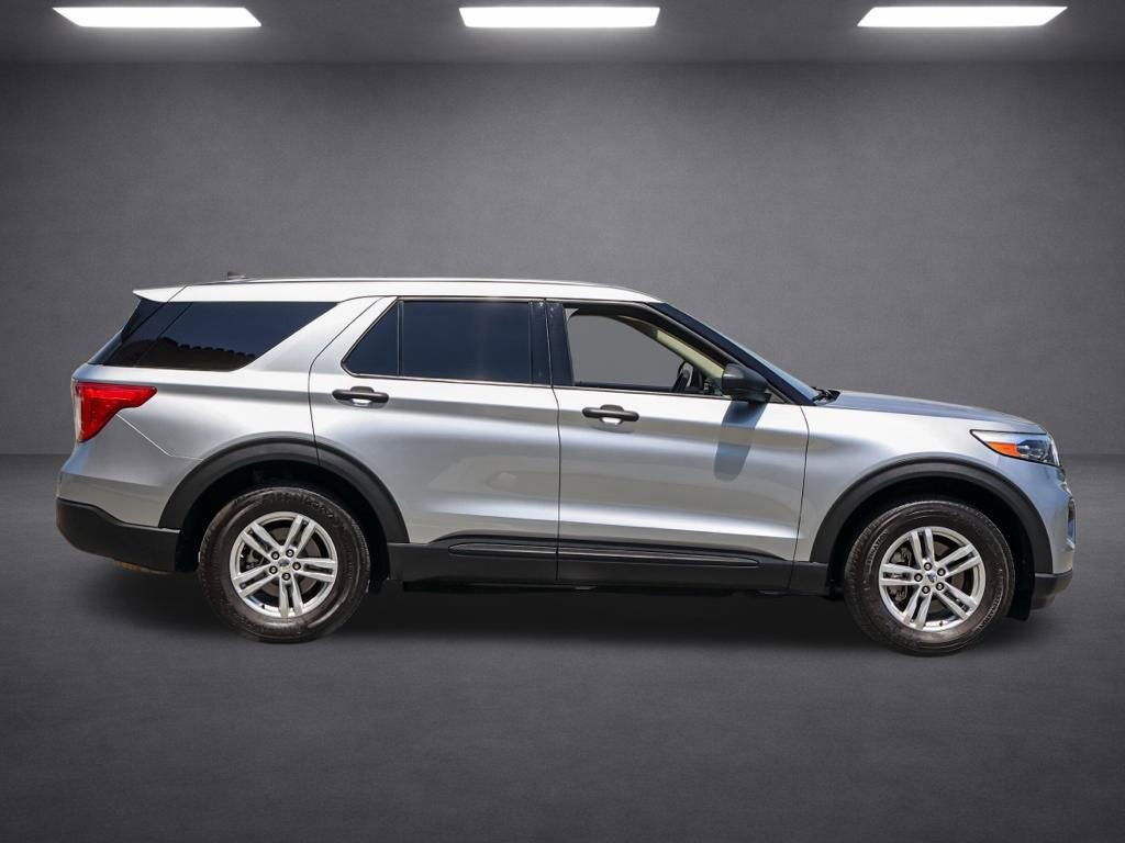 Used 2022 Ford Explorer 4WD image 3