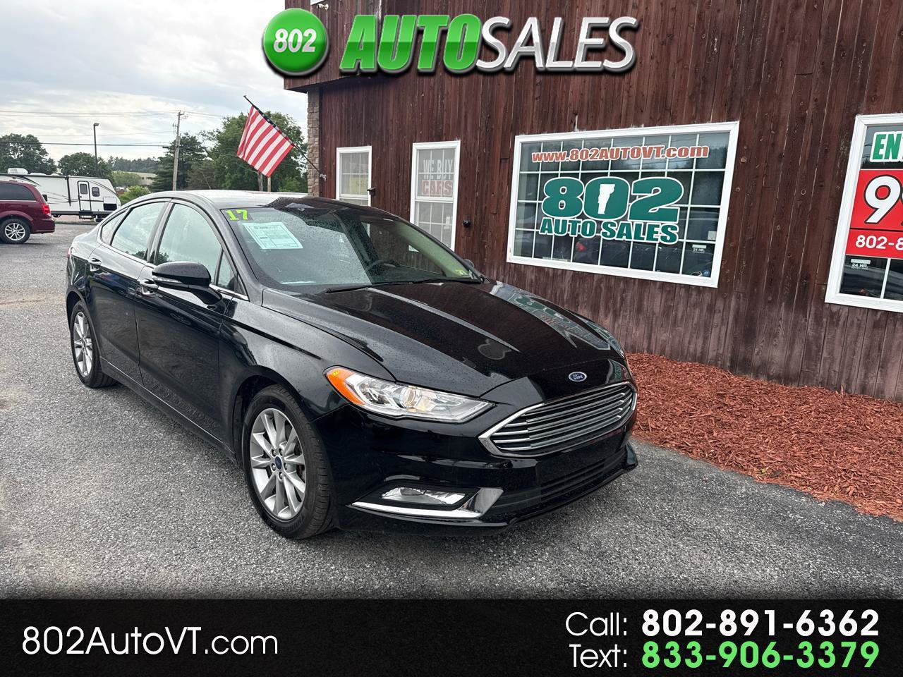 Used 2017 Ford Fusion SE w/ Fusion SE Technology Package
