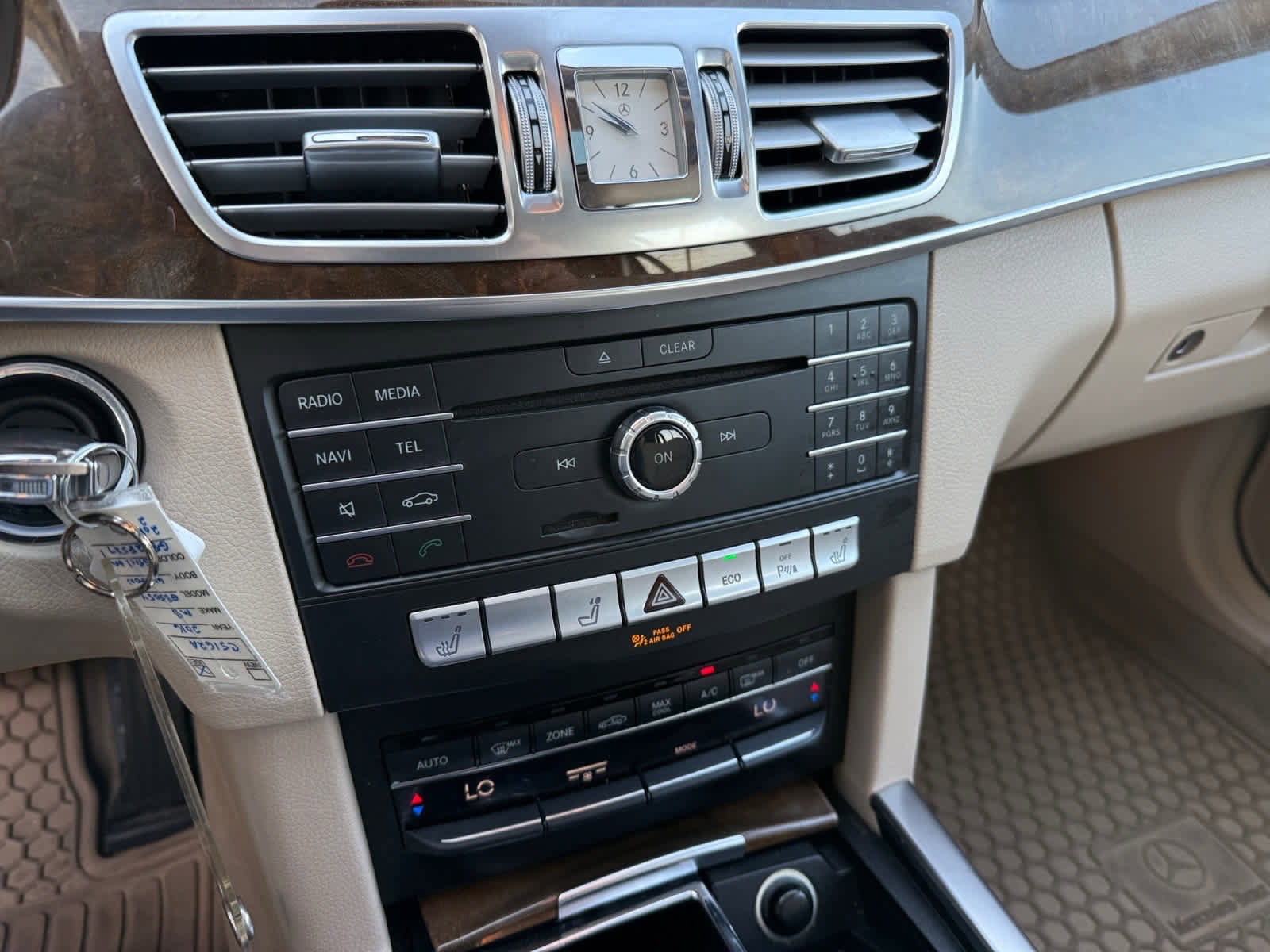 Certified 2016 Mercedes-Benz E 350 4MATIC Wagon image 21