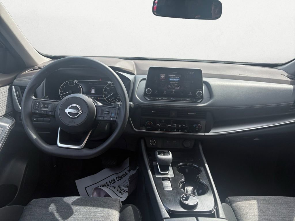 Used 2023 Nissan Rogue SV image 13