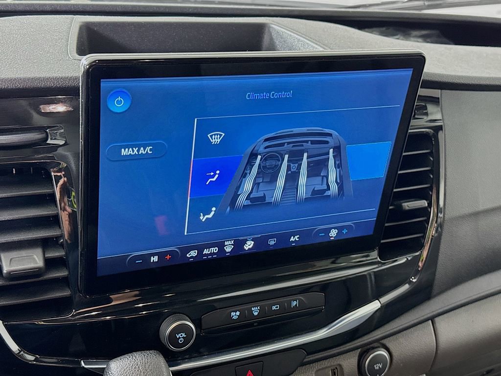 Used 2023 Ford Transit 350 XLT image 8