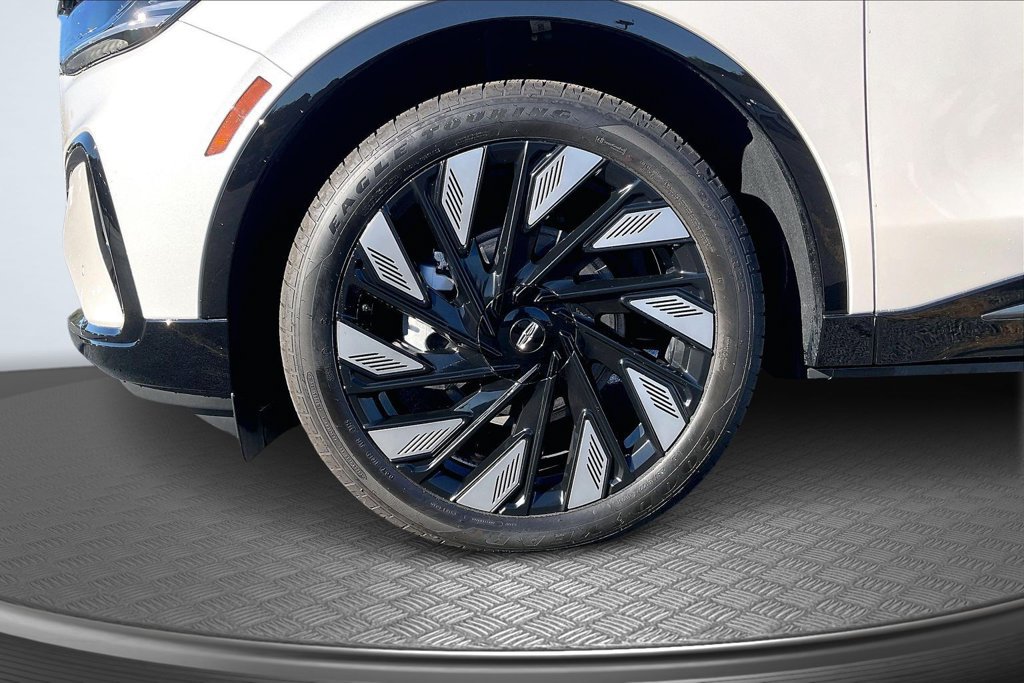Used 2026 Lincoln Nautilus Reserve w/ Jet Appearance Package AWD/4WD image 35