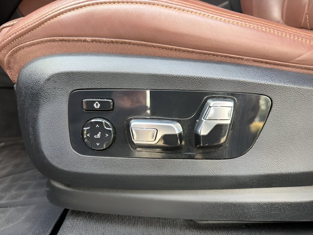 Used 2023 BMW X5 M50i w/ Executive Package AWD/4WD image 11