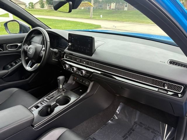 Used 2025 Honda Civic Sport Touring image 11