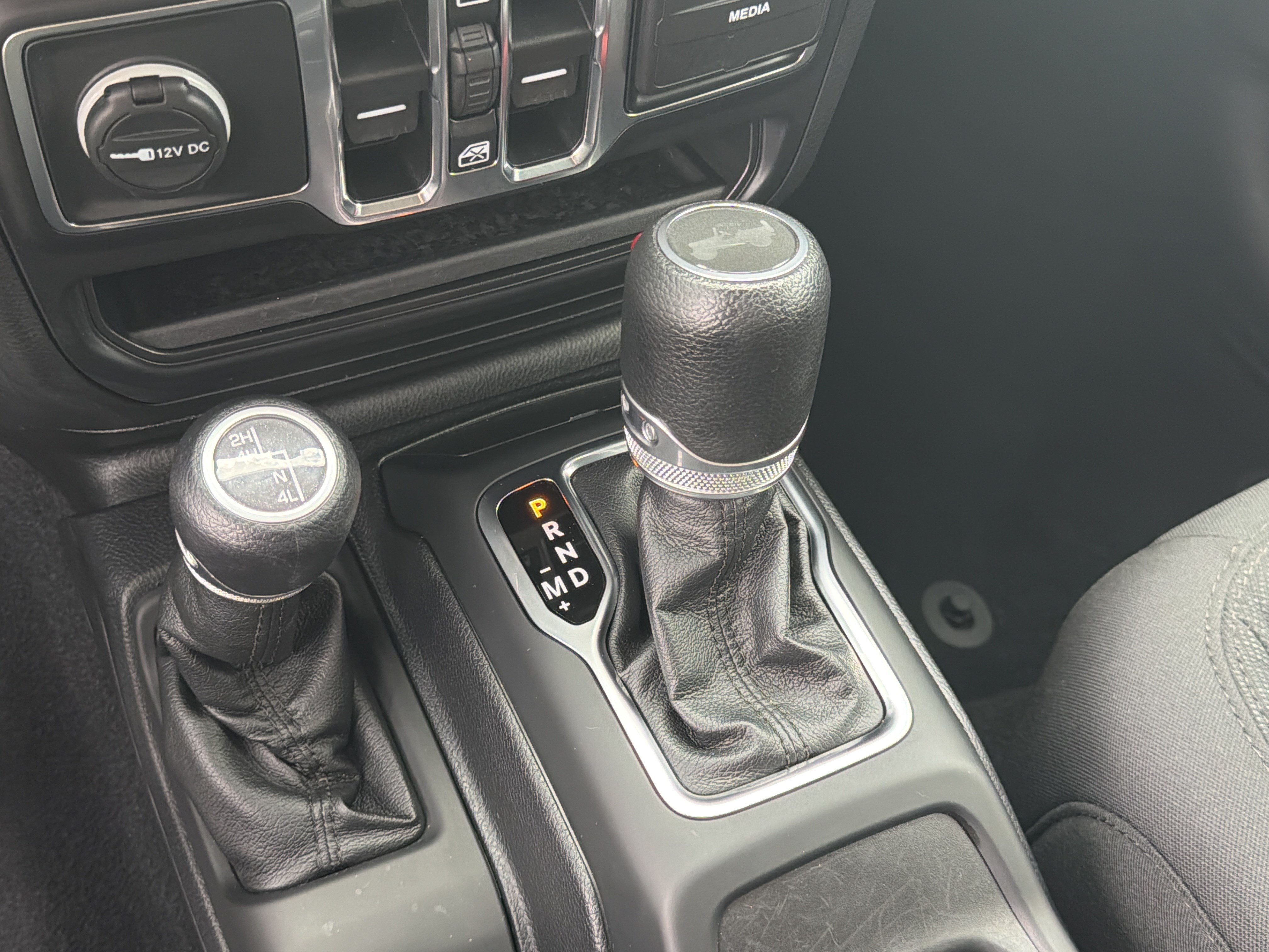 Used 2020 Jeep Wrangler Unlimited Sport S AWD/4WD image 36