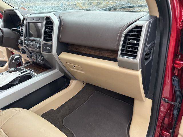 Used 2019 Ford F150 Lariat image 37