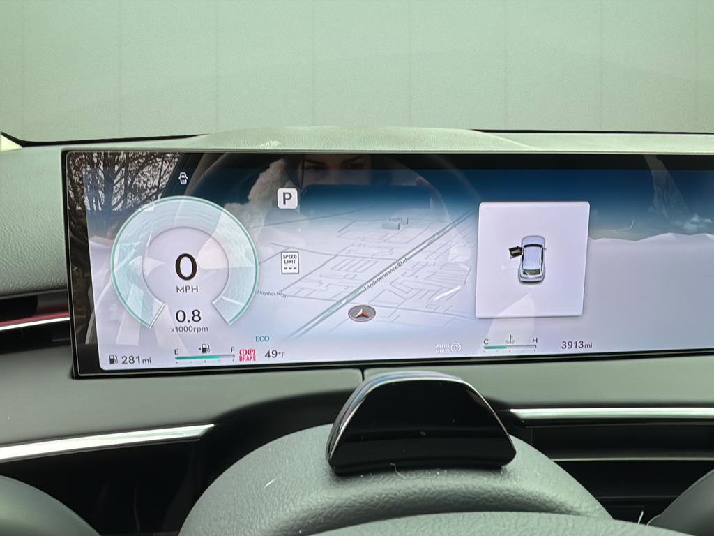 Certified 2026 Genesis GV70 2.5T Advanced image 28