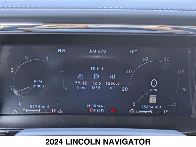 Used 2024 Lincoln Navigator Black Label image 16