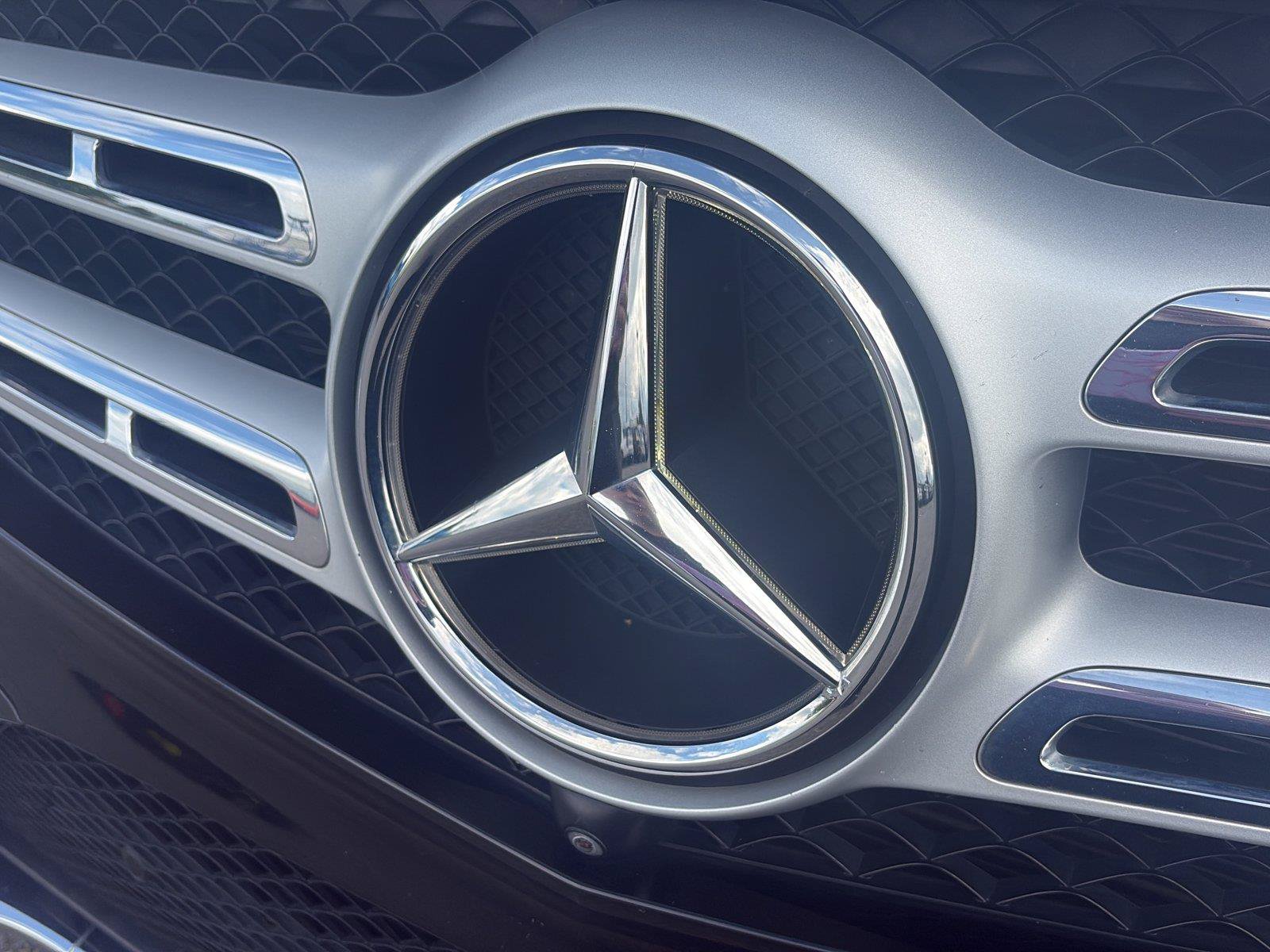 Used 2019 Mercedes-Benz GLS 550 4MATIC image 41