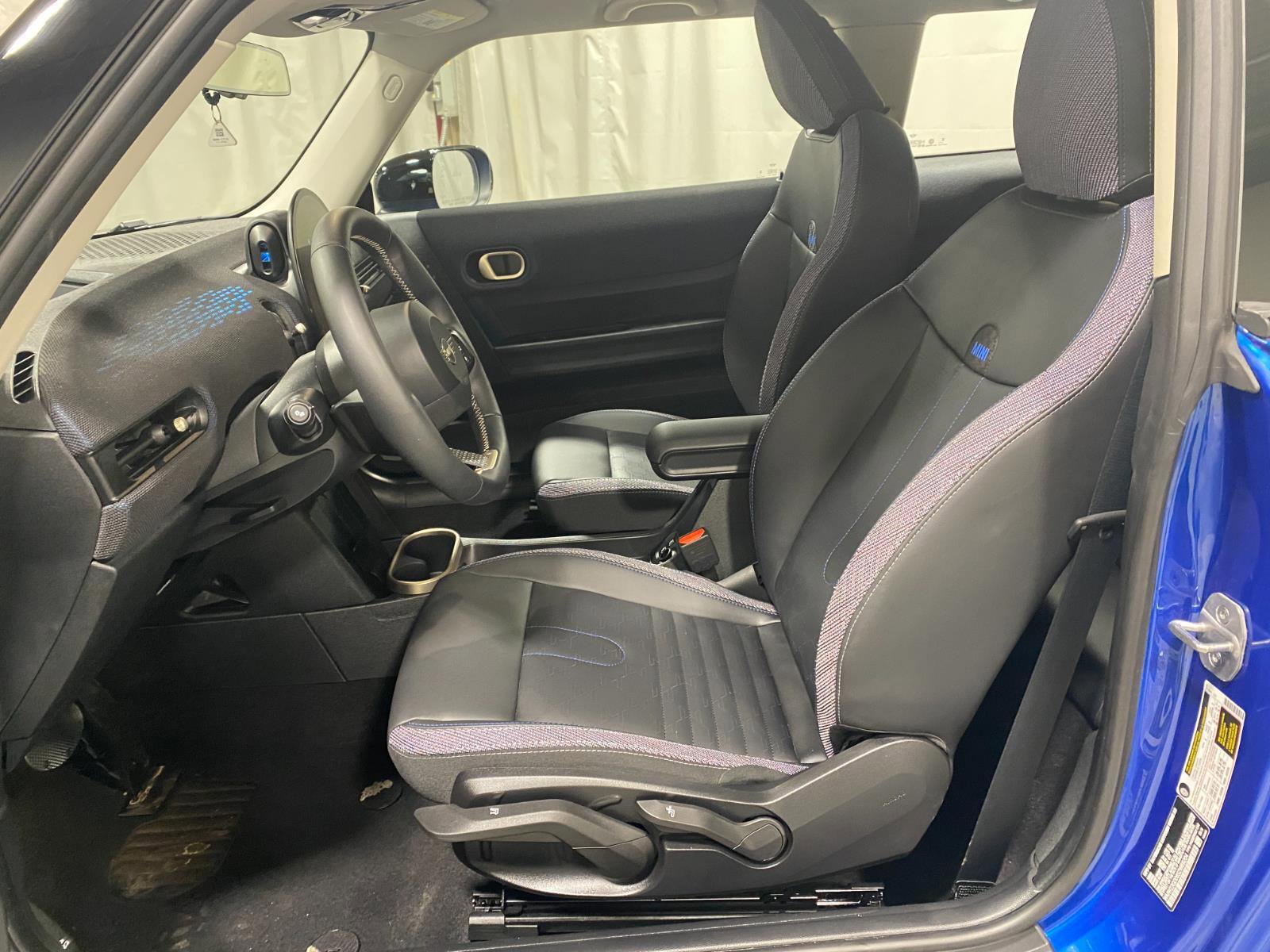 Certified 2025 MINI Cooper S image 13