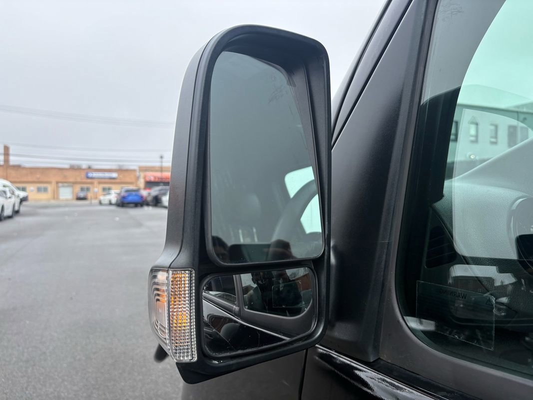 Used 2021 Mercedes-Benz Sprinter 2500 w/ Comfort Plus Package image 18