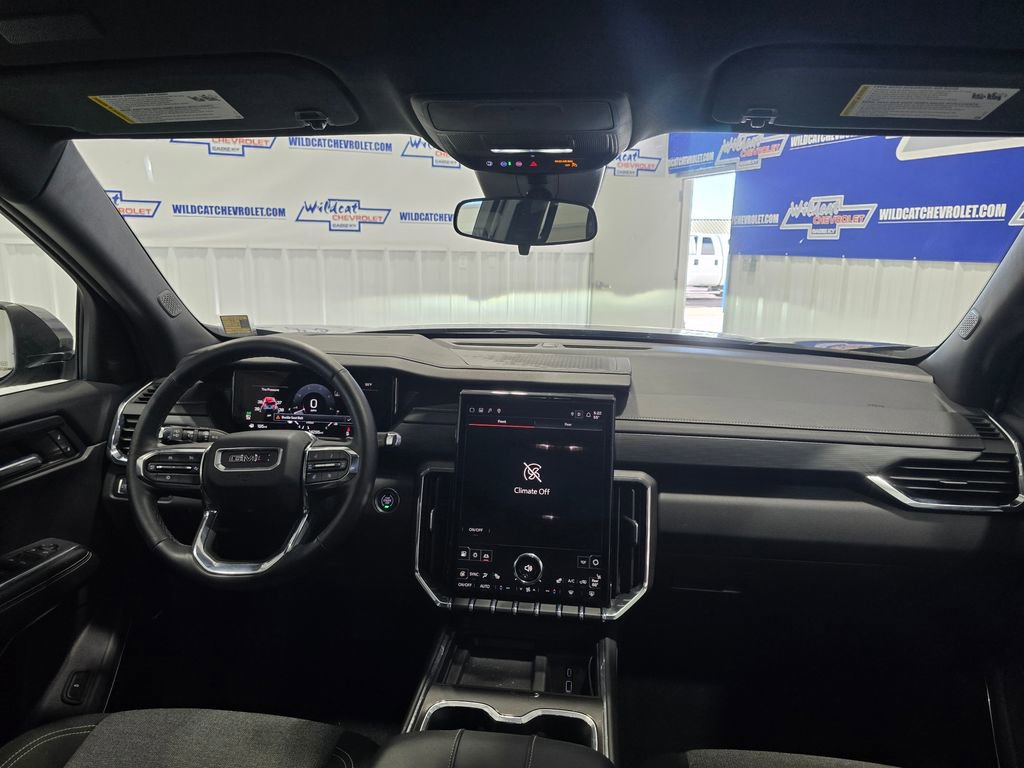 Used 2025 GMC Acadia Elevation image 29