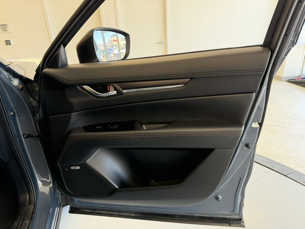 Used 2023 MAZDA CX-5 Carbon Edition AWD/4WD image 38
