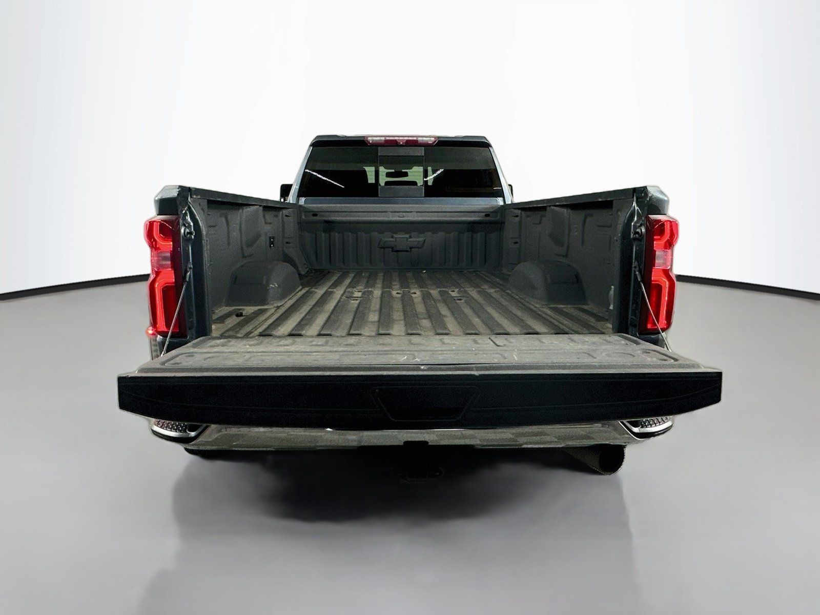 Used 2020 Chevrolet Silverado 3500 LTZ w/ LTZ Plus Package AWD/4WD image 29