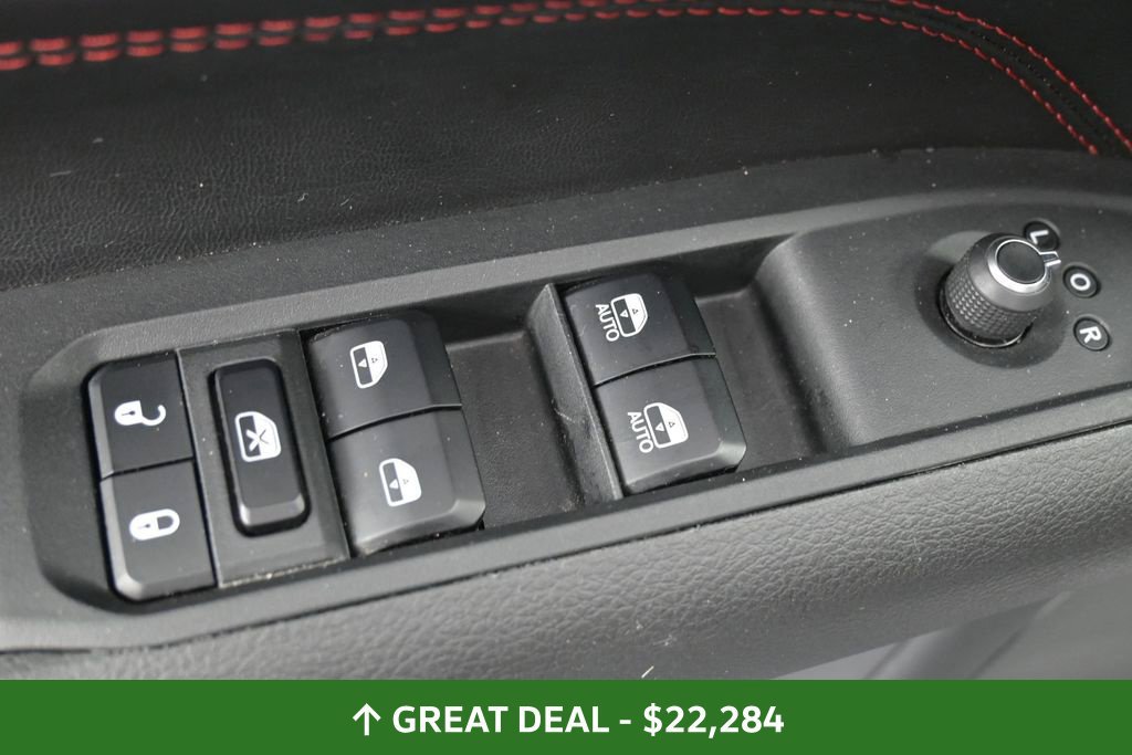 Used 2025 Jeep Compass Trailhawk AWD/4WD image 27