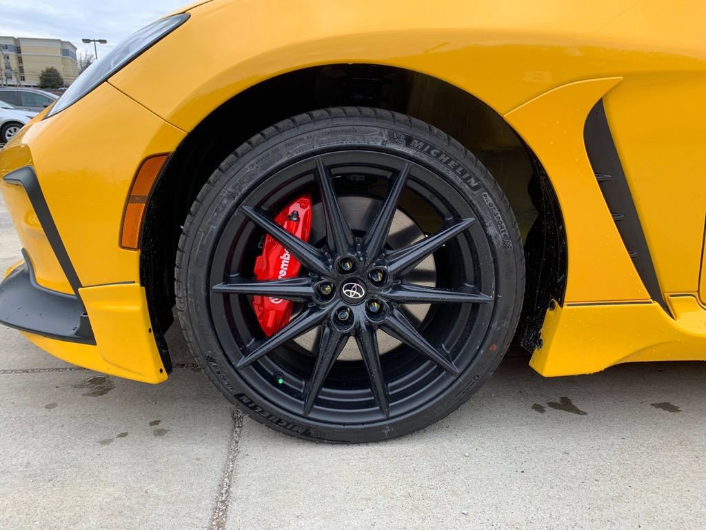 New 2026 Toyota GR86 YUZU Limited image 31