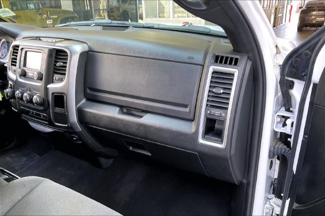 Certified 2024 RAM 1500 Warlock RWD image 15
