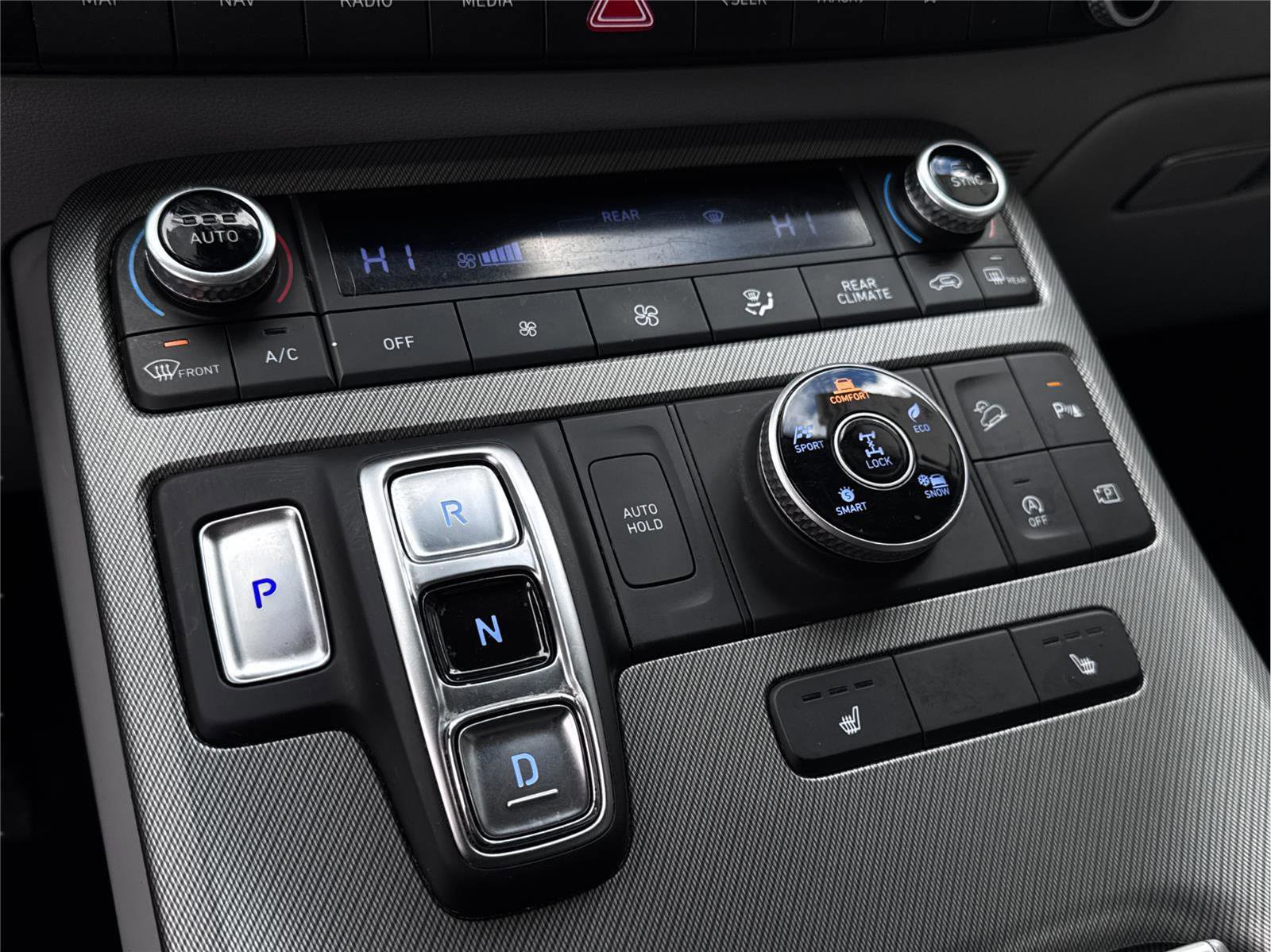 Used 2023 Hyundai Palisade SEL w/ Winter Package image 14