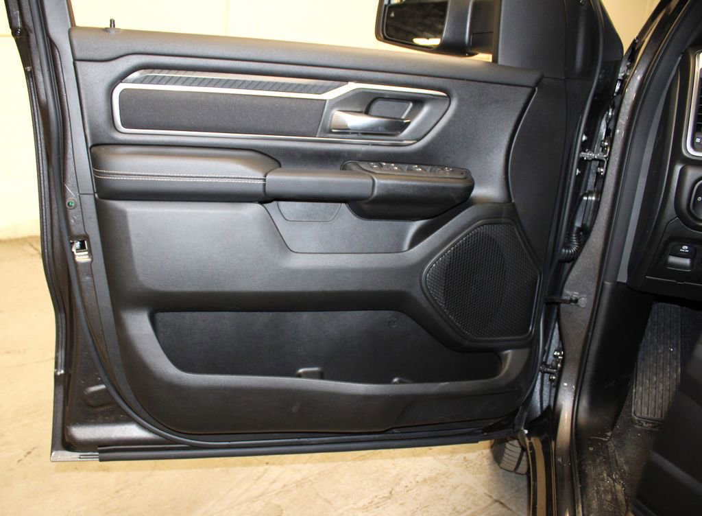 New 2026 RAM 1500 4x4 Crew Cab image 24