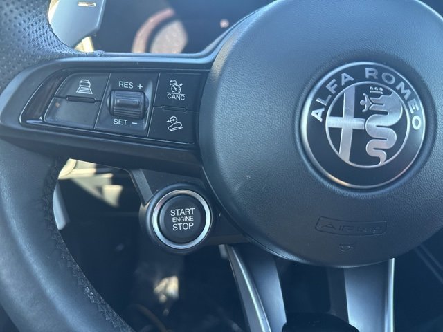 Used 2024 Alfa Romeo Stelvio Veloce image 17
