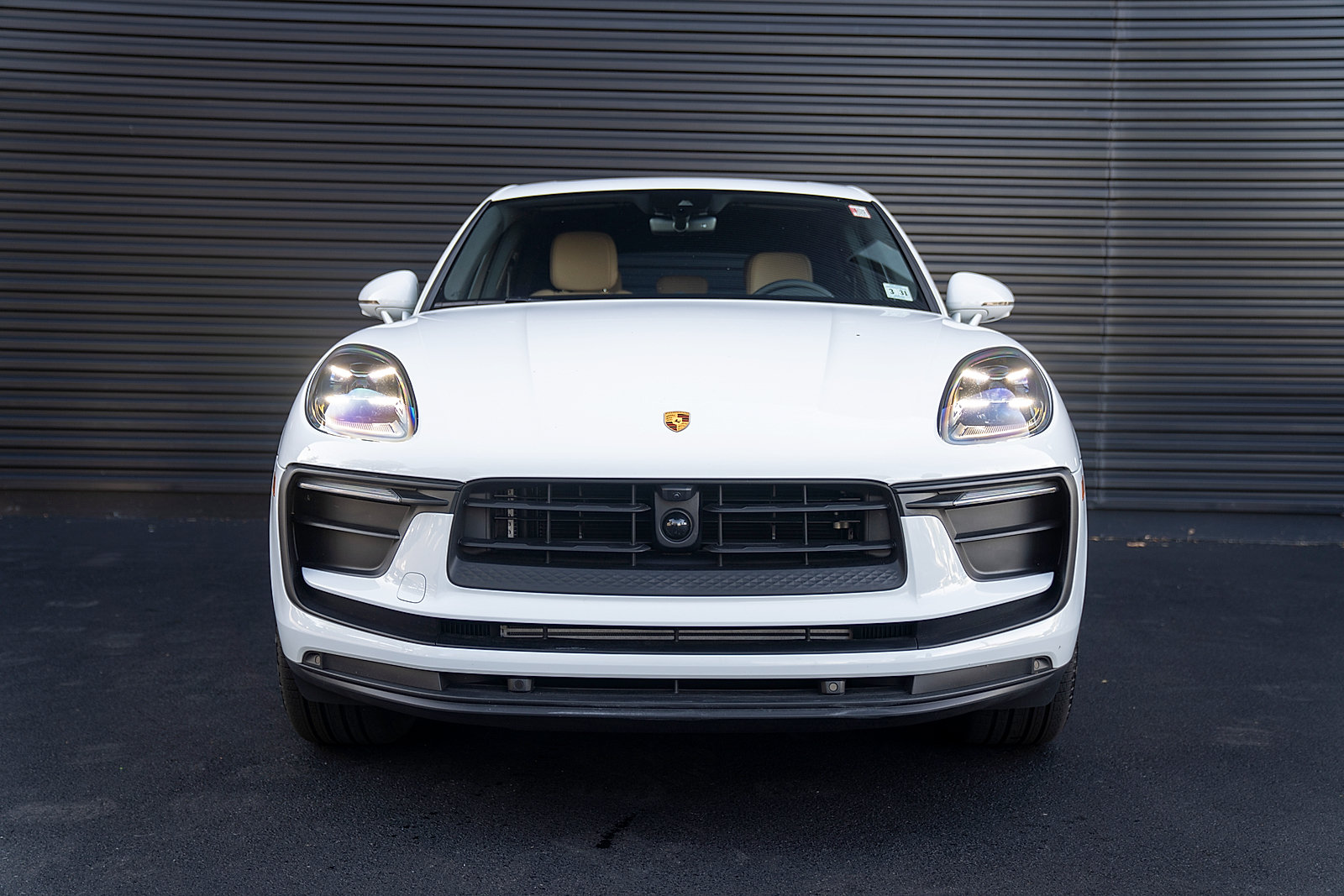 Used 2026 Porsche Macan AWD/4WD image 25