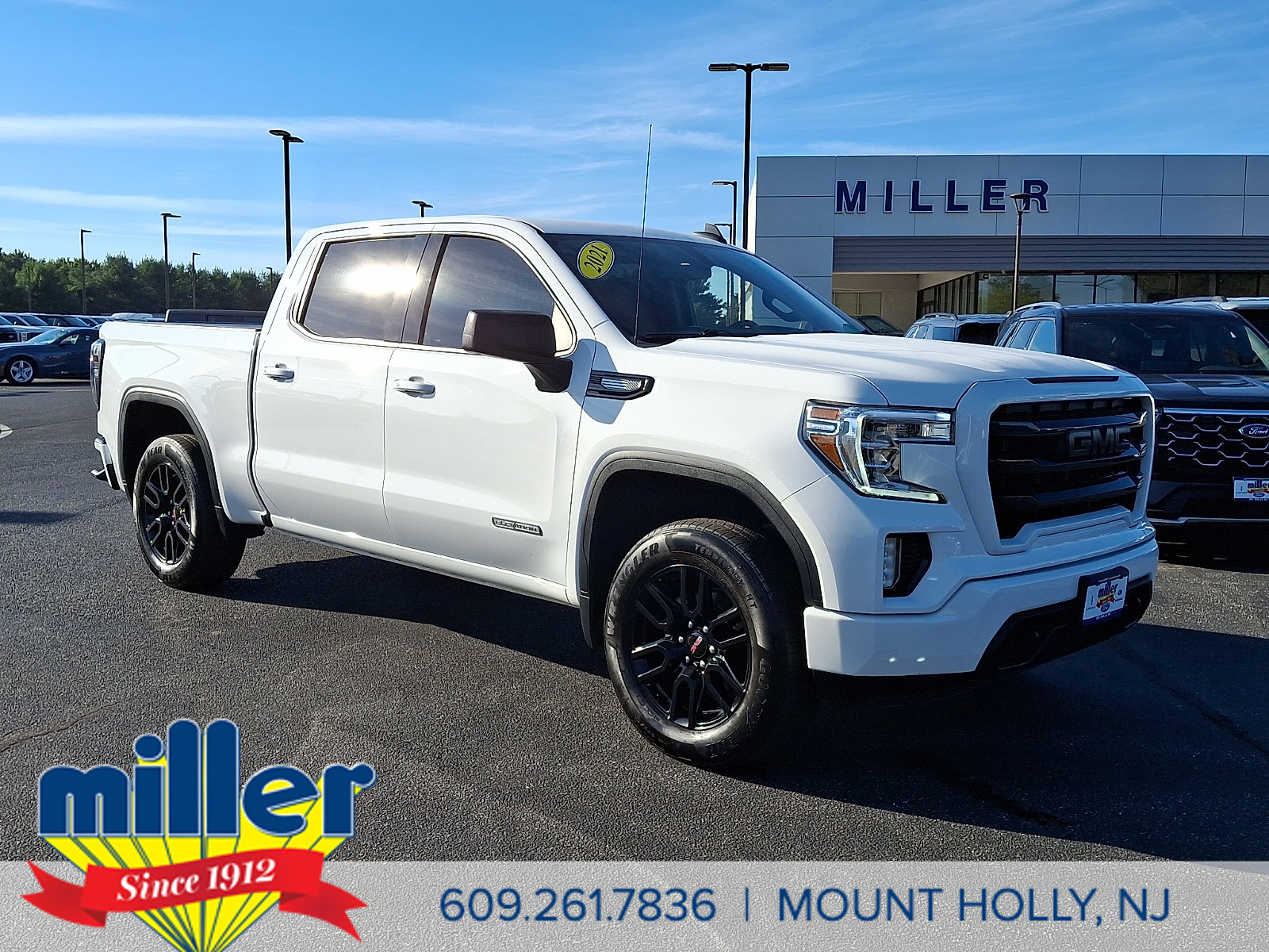 Used 2021 GMC Sierra 1500 Elevation w/ X31 Off-Road Package AWD/4WD image 1