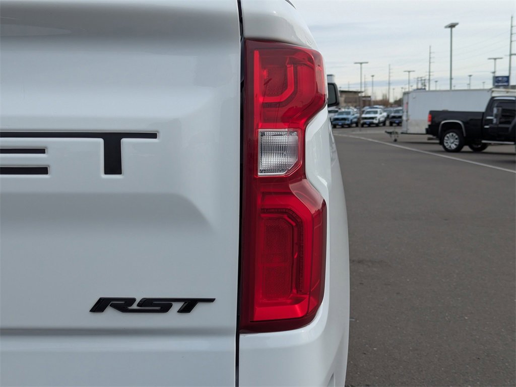 Used 2023 Chevrolet Silverado 1500 RST w/ Redline Edition image 47