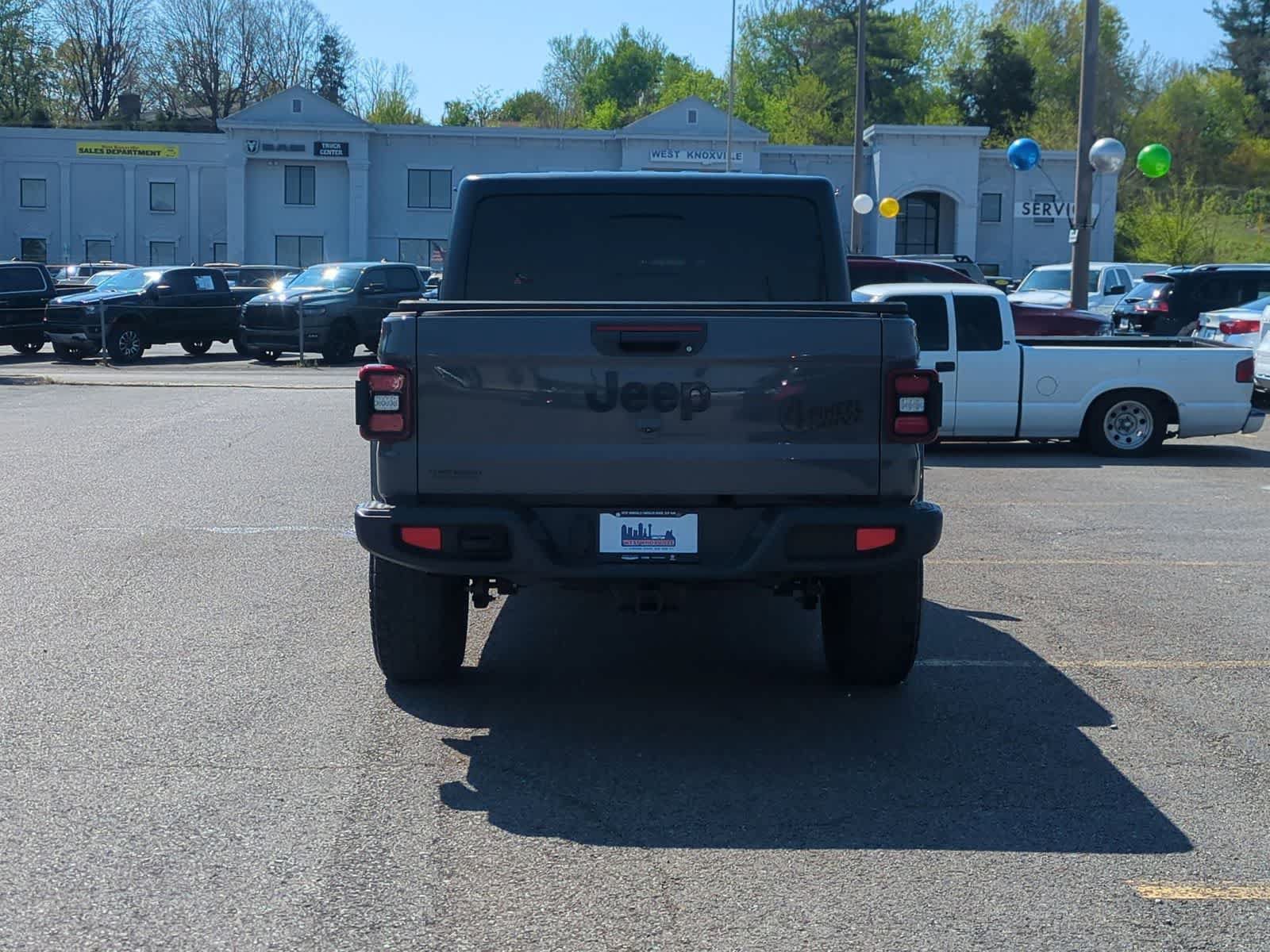 Used 2021 Jeep Gladiator Sport AWD/4WD image 7