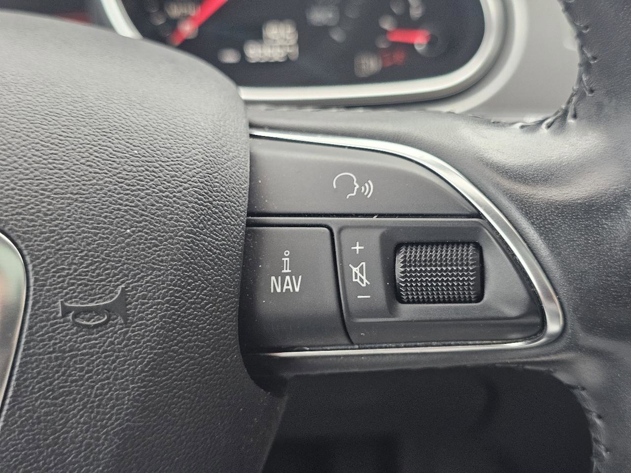 Used 2013 Audi Q7 TDI Premium Plus w/ Warm Weather Pkg image 29