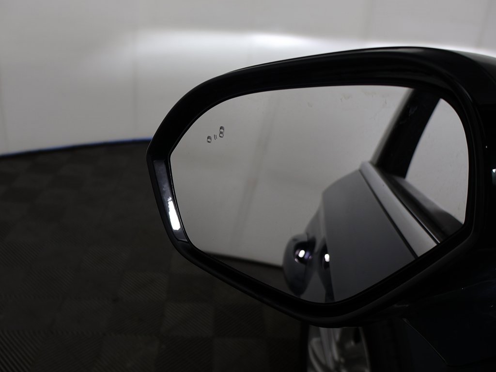 Used 2023 Lincoln Corsair AWD w/ Towing Package image 32